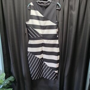 NWT Belle + Sky Womens Black White Striped Sleeveless Sheath Dress Large